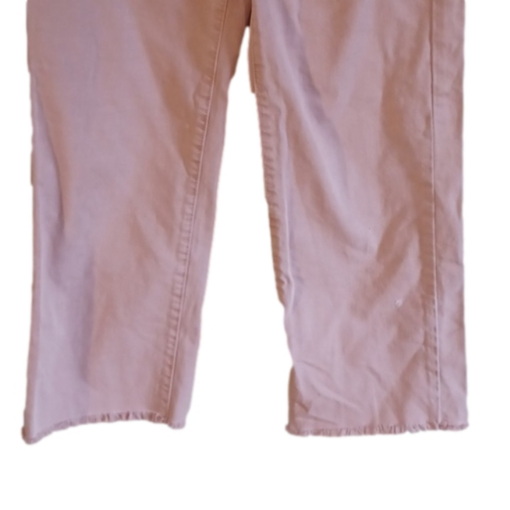 American Eagle Size 0 high waisted,  freyed hem jeans. Pinkish/ rose . - Picture 3 of 12